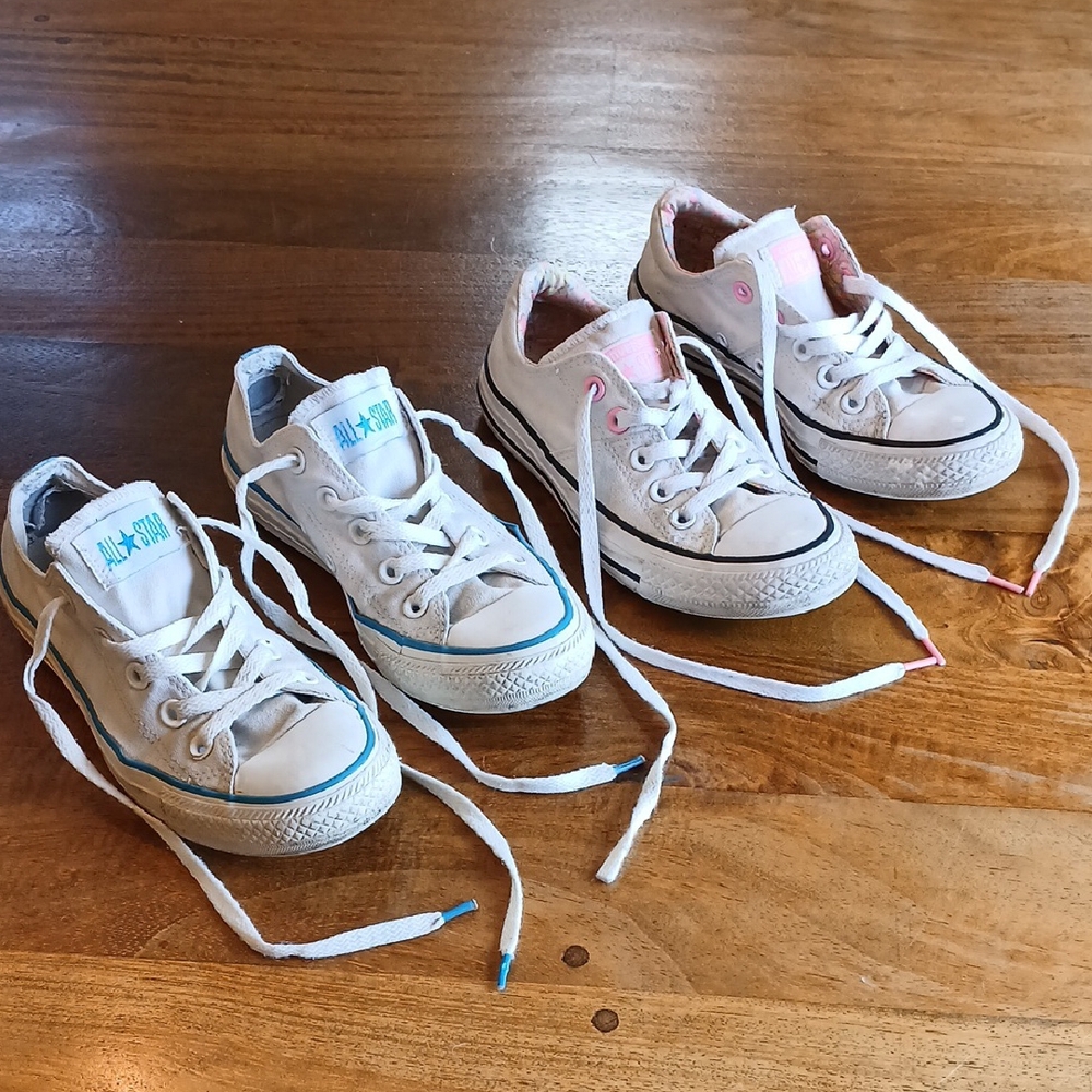 2 Pair Worn Converse White and Pink/Blue Sneakers Classic Canvas Low-Top